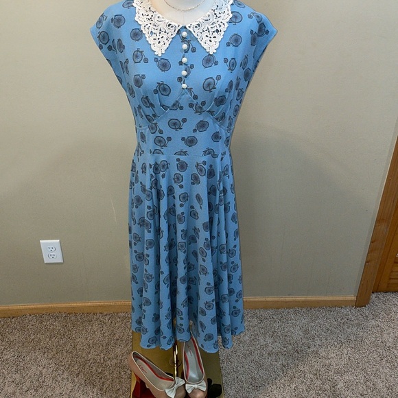 Hell Bunny Dresses & Skirts - HELL BUNNY VINTAGE STYLE DRESS BICYCLE MOTIFF FLIRTY & FLOWY SIZE M